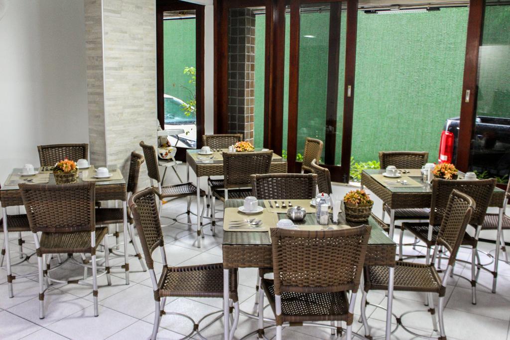 Abrolhos Praia Hotel Fortaleza  Exterior photo